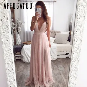 Elegant lace evening maxi dress