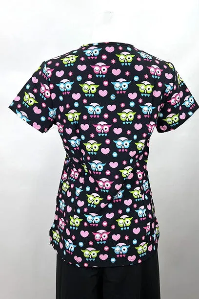 Revel Women's V-Neck Print Scrub Top | Owl Heart