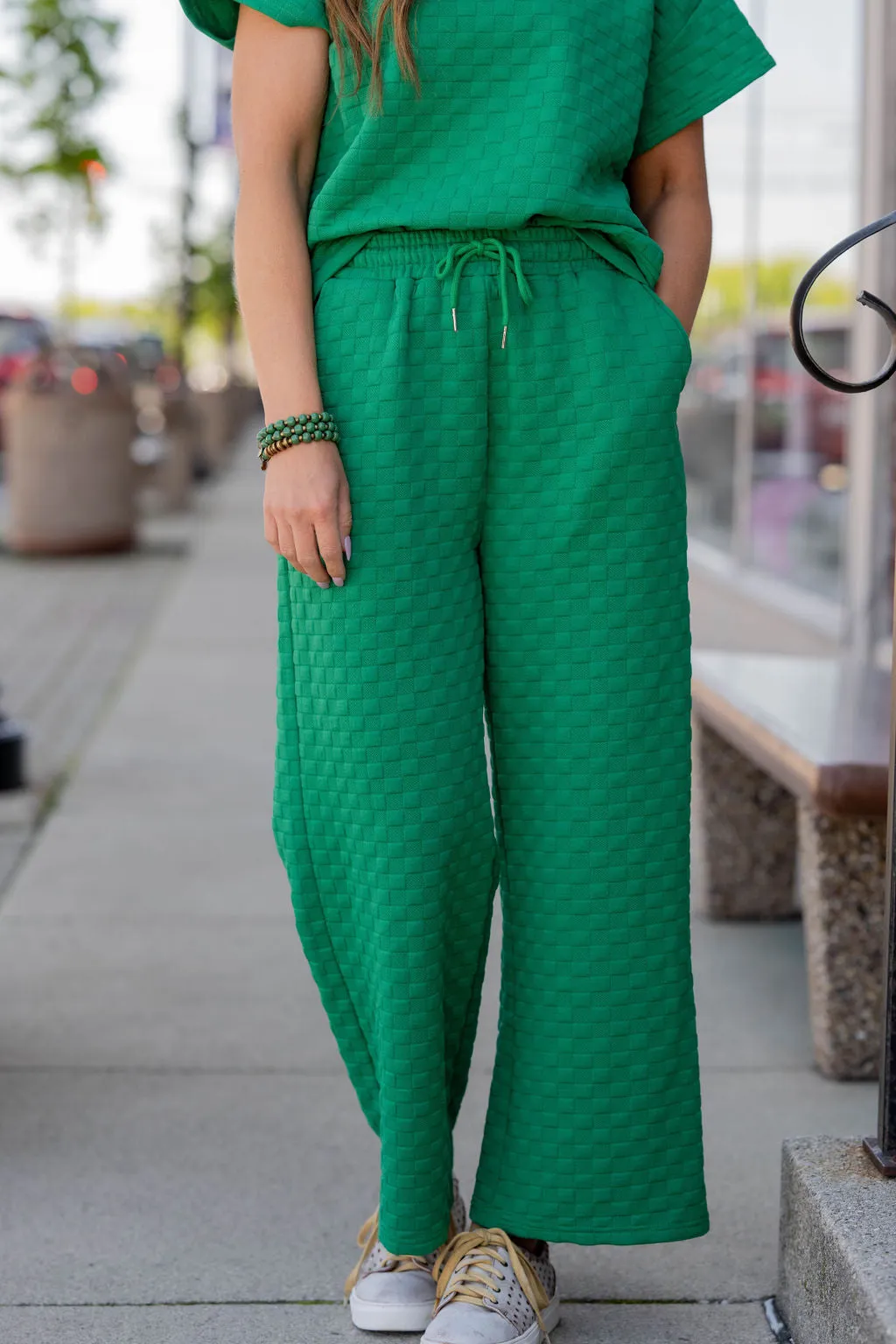 Subtle Checkered Relaxed Bottom Pants