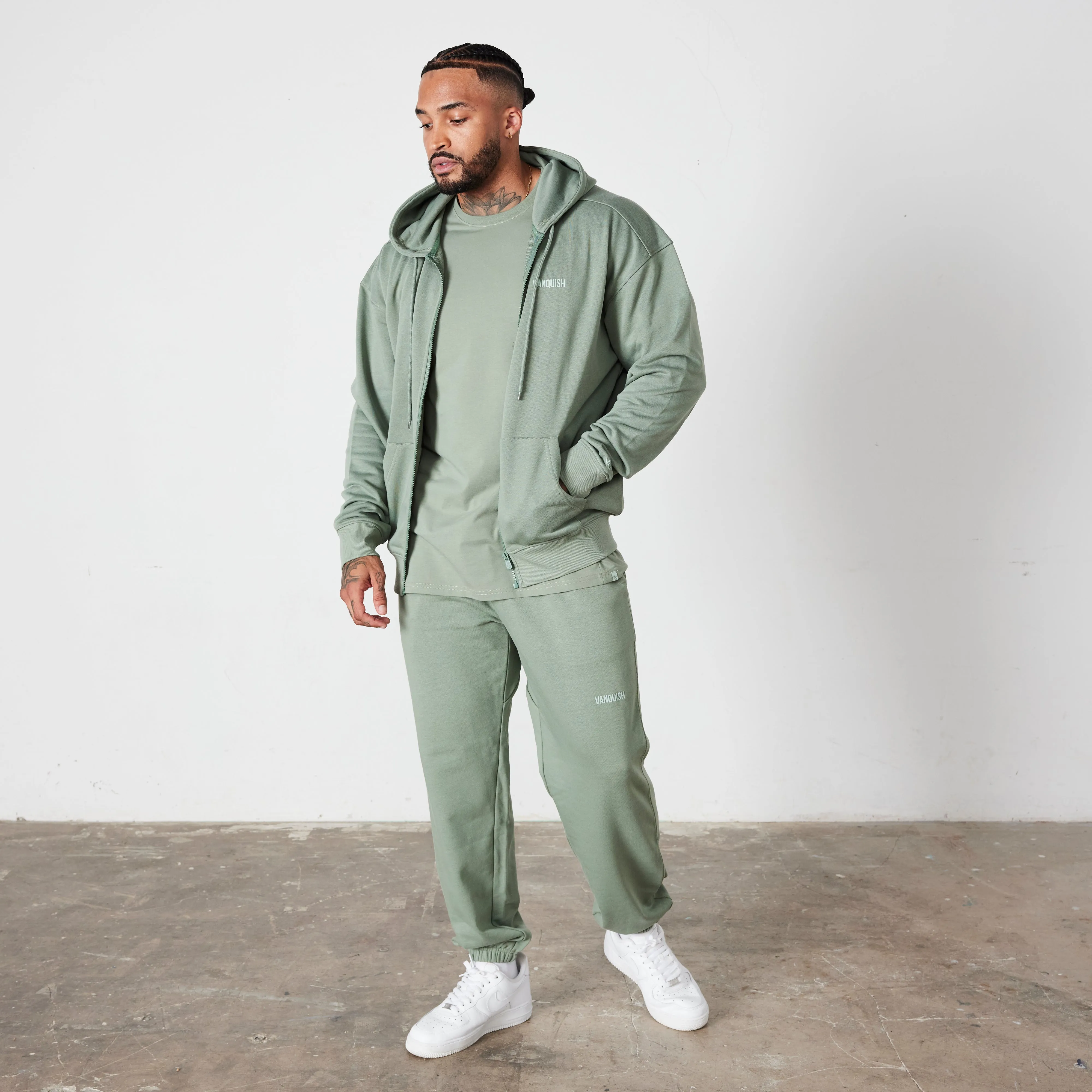 Vanquish Essential Green Oversized Sweatpants